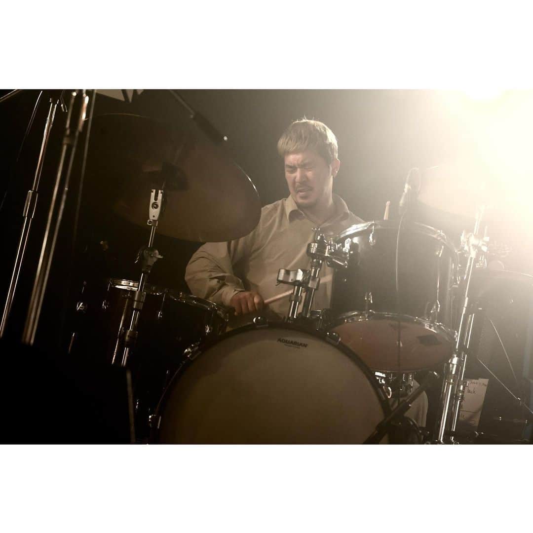 壺坂恵さんのインスタグラム写真 - (壺坂恵Instagram)「2022/11/13 @ultra.band   来来世で月蝕みよ  Photo by @shihoaketagawa」11月21日 23時25分 - meg_tsubosaka
