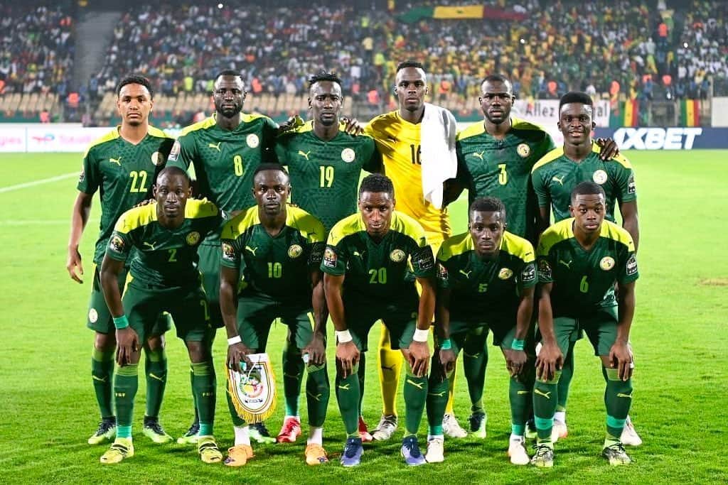 のインスタグラム：「Bon match et bonne compétition à vous mes copains ! 🙌🏾 Inutile de dire à quel point j’aurais aimé être à vos côtés.. Je compte sur vous, le Sénégal et l’Afrique est avec vous ! ✊🏾 Loin des yeux près du cœur… 💚💛❤️ #mankowutindamli🦁🇸🇳」