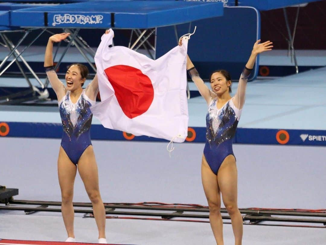 宇山芽紅さんのインスタグラム写真 - (宇山芽紅Instagram)「. 世界選手権 シンクロ優勝🥇 . 2018年にシンクロで優勝してから4年、 またひかちゃんと2度目の世界一になることができました✨ . 目標にしていた50点を超えての優勝だったので、 何より嬉しい！！ . 最高の瞬間をありがとう✨」11月22日 10時04分 - uyama_megu