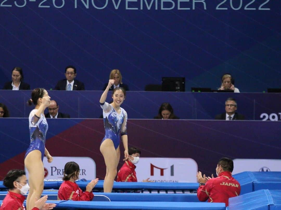 宇山芽紅さんのインスタグラム写真 - (宇山芽紅Instagram)「. 世界選手権 シンクロ優勝🥇 . 2018年にシンクロで優勝してから4年、 またひかちゃんと2度目の世界一になることができました✨ . 目標にしていた50点を超えての優勝だったので、 何より嬉しい！！ . 最高の瞬間をありがとう✨」11月22日 10時04分 - uyama_megu