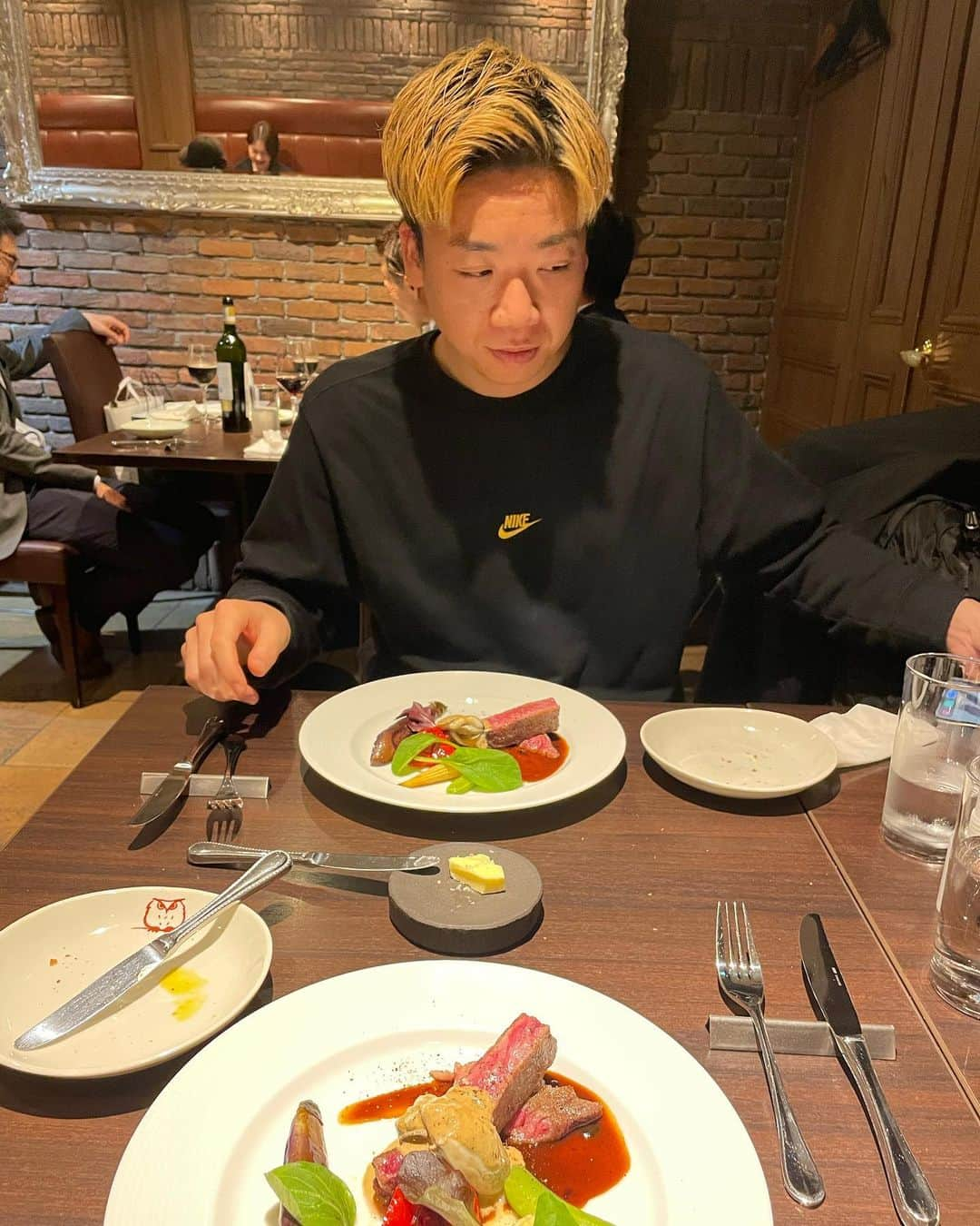 浜田さんのインスタグラム写真 - (浜田Instagram)「格闘系YouTuberの松本とご飯。永福庵さんの言う通りプライベート充実してきた^o^」11月22日 22時16分 - eijump