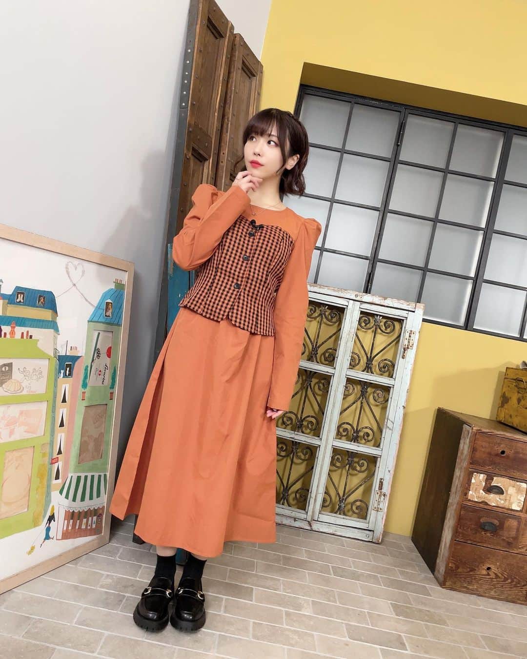 愛美のインスタグラム：「#ootd #私服🧡」