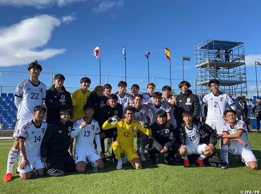 中井卓大（ピピ）のインスタグラム：「新たな経験に感謝🙏 これからも頑張るので応援宜しくお願いします！！ Bonita experiencia con la @japanfootballassociation  Siempre orgulloso de representar a mi país 🇯🇵 ¡¡Seguimos trabajando!!」