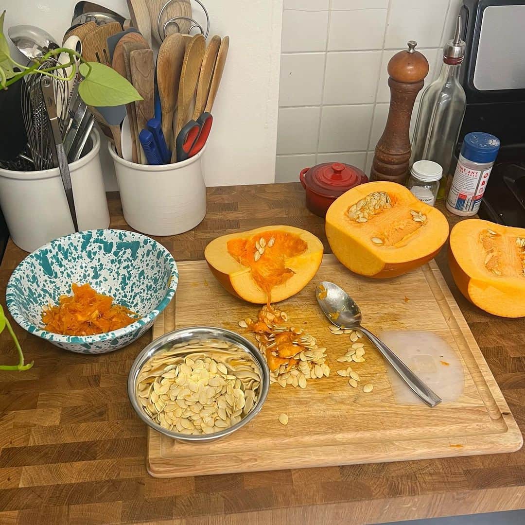 Maddi Braggのインスタグラム：「thanksgiving prep 🤪」