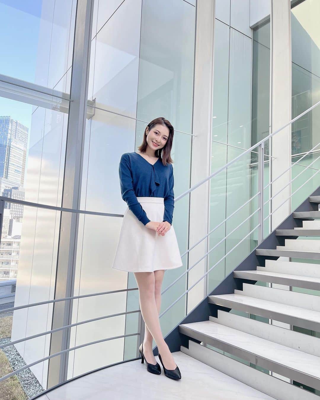 住田紗里のインスタグラム：「昨日と今日のグッド！モーニングの衣装です。 ABEMAでワールドカップの「セネガル×オランダ」、「メキシコ×ポーランド」もお伝えしたので、 興奮気味に会社に行った2日間でした。 今日はいよいよ日本の初戦ですね❗️  1枚目 トップス C+ (@c_fsf) スカート clear (@clear.official)  2枚目 トップス・ワンピース C+ (@c_fsf)  #グッドモーニング#衣装#C+#clear#テレビ朝日#テレ朝#テレビ朝日アナウンサー#アナウンサー#住田紗里」