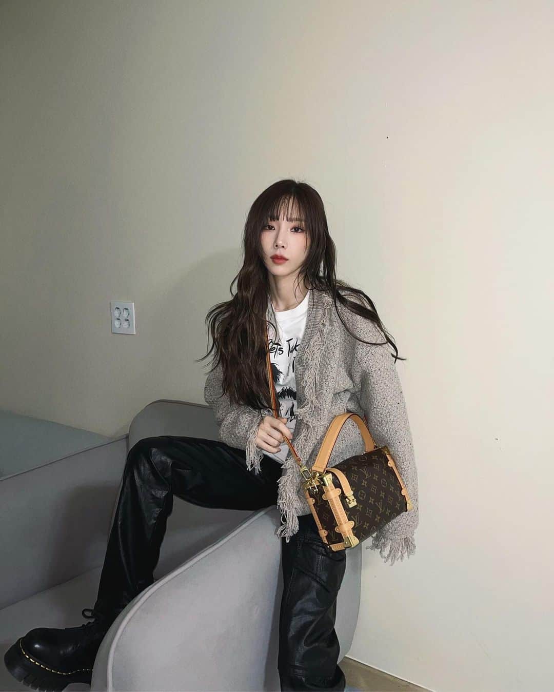 テヨン のインスタグラム：「🧸 @louisvuitton #광고」