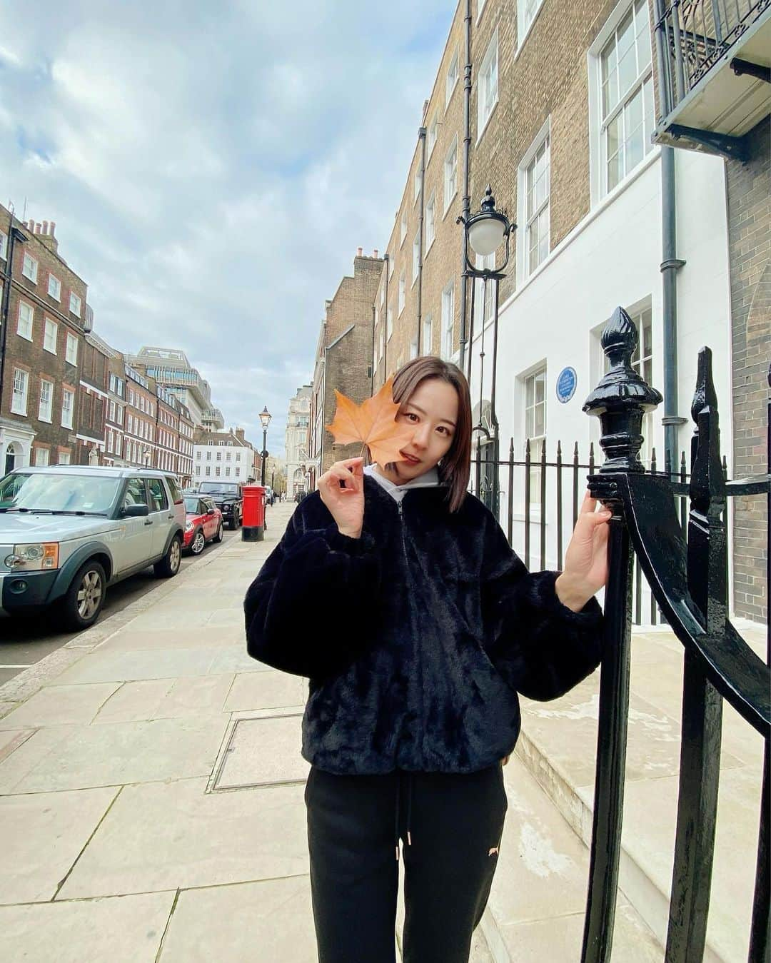 安藤きらりさんのインスタグラム写真 - (安藤きらりInstagram)「#ヨーロッパ旅行記 #europatrip  「 ロンドンの町並み🇬🇧 」 本当にかわいくて、どこかレトロ感もあって、ヨーロッパではパリと並ぶくらい大好きな町並みだった😆しかし、物価はパリより高かったw 最後は日本ではめずらしいリスちゃん🐿！  #イギリス #イギリス旅行 #ロンドン #ロンドン旅行  #london #london🇬🇧 #londoncity」11月23日 18時57分 - ankirachan