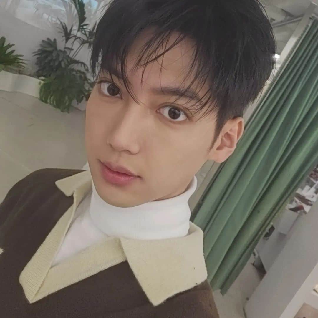 のインスタグラム：「잠들어 있는 사진 털기」