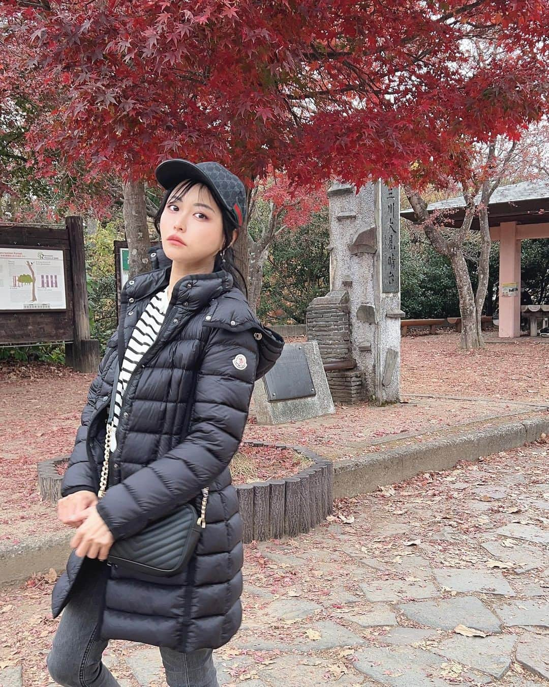 叶恵まそらさんのインスタグラム写真 - (叶恵まそらInstagram)「紅葉と言えば高尾山🗻 ⁡ ⁡ ⁡ #グラビアアイドル #グラビア #アイドル #グラドル #japanesegirl #Japanese #japaneseculture #guravure #sexy #cute #japanesestyle #japanesemodel #guravureidol #guravuremodel #freemodel #sexy #gravure #gravureidol #hotgirl #vk #portrait  #japan #model #hot #bikini #bikinimodel #selfie #selca #lingerie」11月23日 23時29分 - kanaemasora