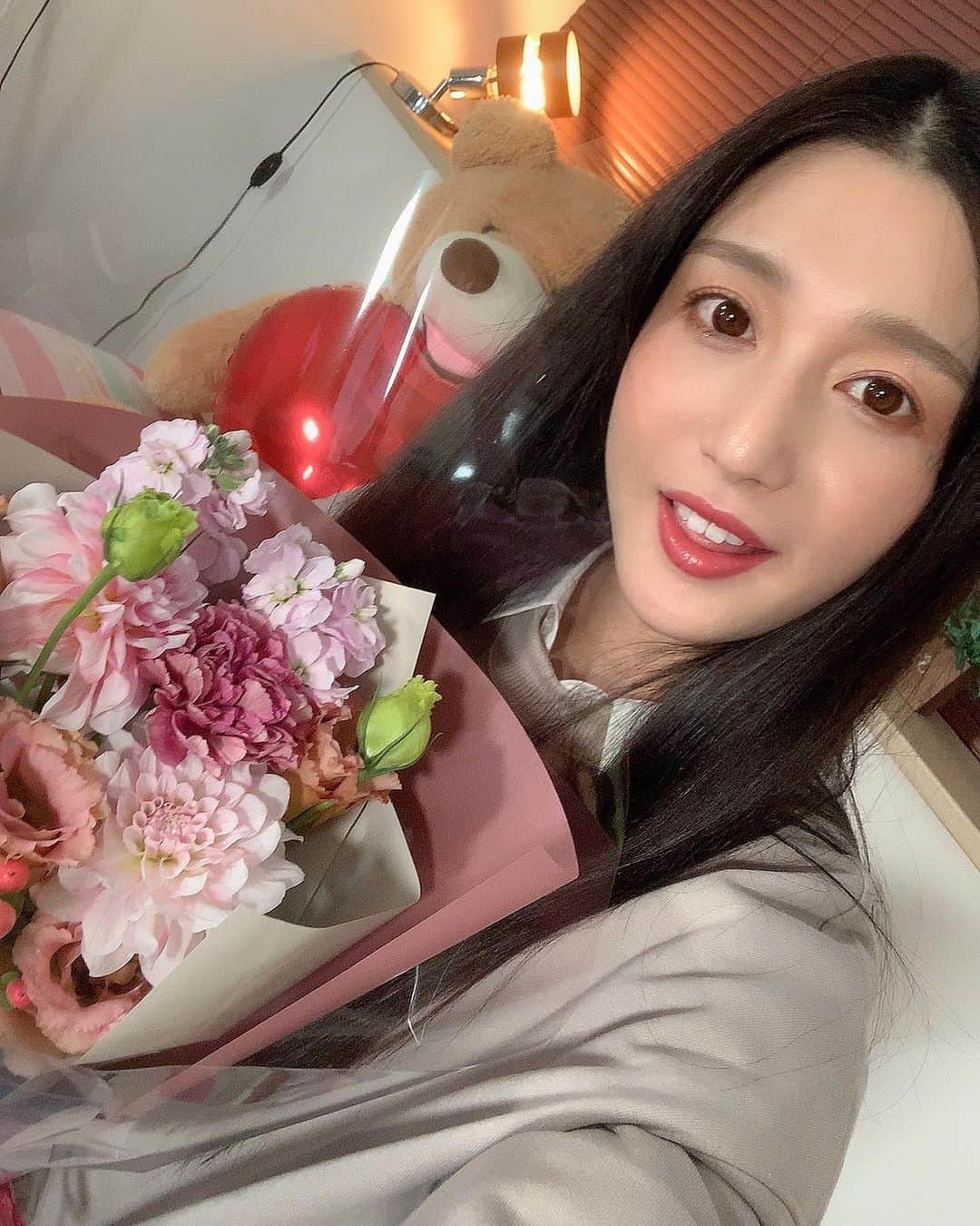 古川いおりのインスタグラム：「おやすみ😘」