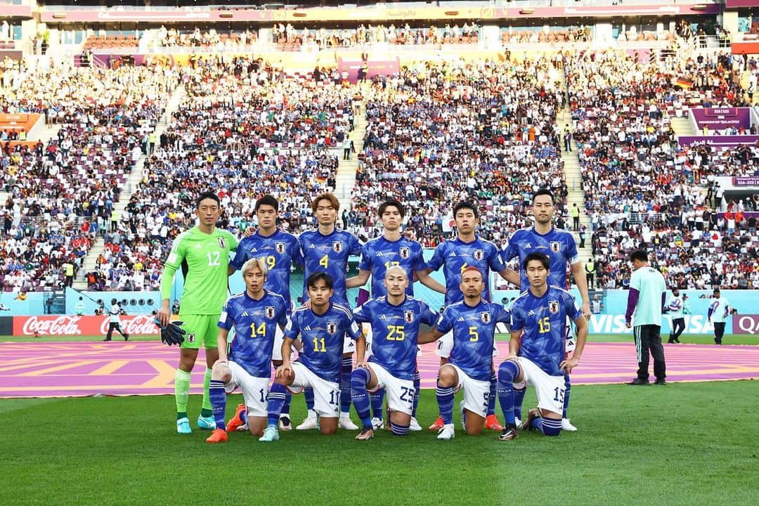 前田大然のインスタグラム：「💙🤍 BIG WIN✌️🔥 #worldcup #2022 #qatar」