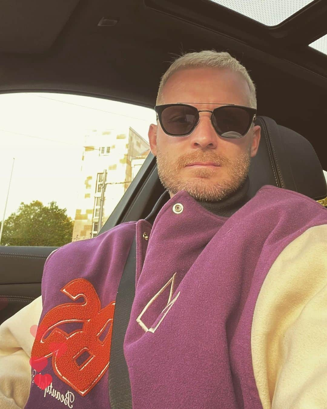 ダニエル・ブロジンスキのインスタグラム：「The Real Slim Shady 😎」