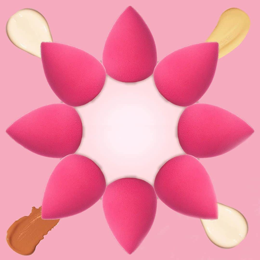 Makeup Addiction Cosmeticsのインスタグラム：「Our Skin perfecting Sponge 💕  * It's extra absorbent, it literally doubles in size when wet.  * It allows your cream and liquid foundation, concealer or contour to sit on top of the sponge, not only saving you product but also providing you with an airbrushed finish 🤤  Add to cart 🛒 on Black Friday! 😱  #makeupaddictioncosmetics #skinperfectingsponge #sponge」