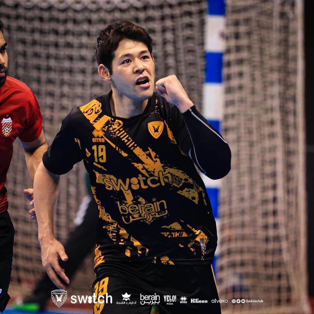 徳田新之介さんのインスタグラム写真 - (徳田新之介Instagram)「開幕5連勝!!!!!!!  #qadsia #handball #kuwait」11月24日 5時46分 - hawks4621