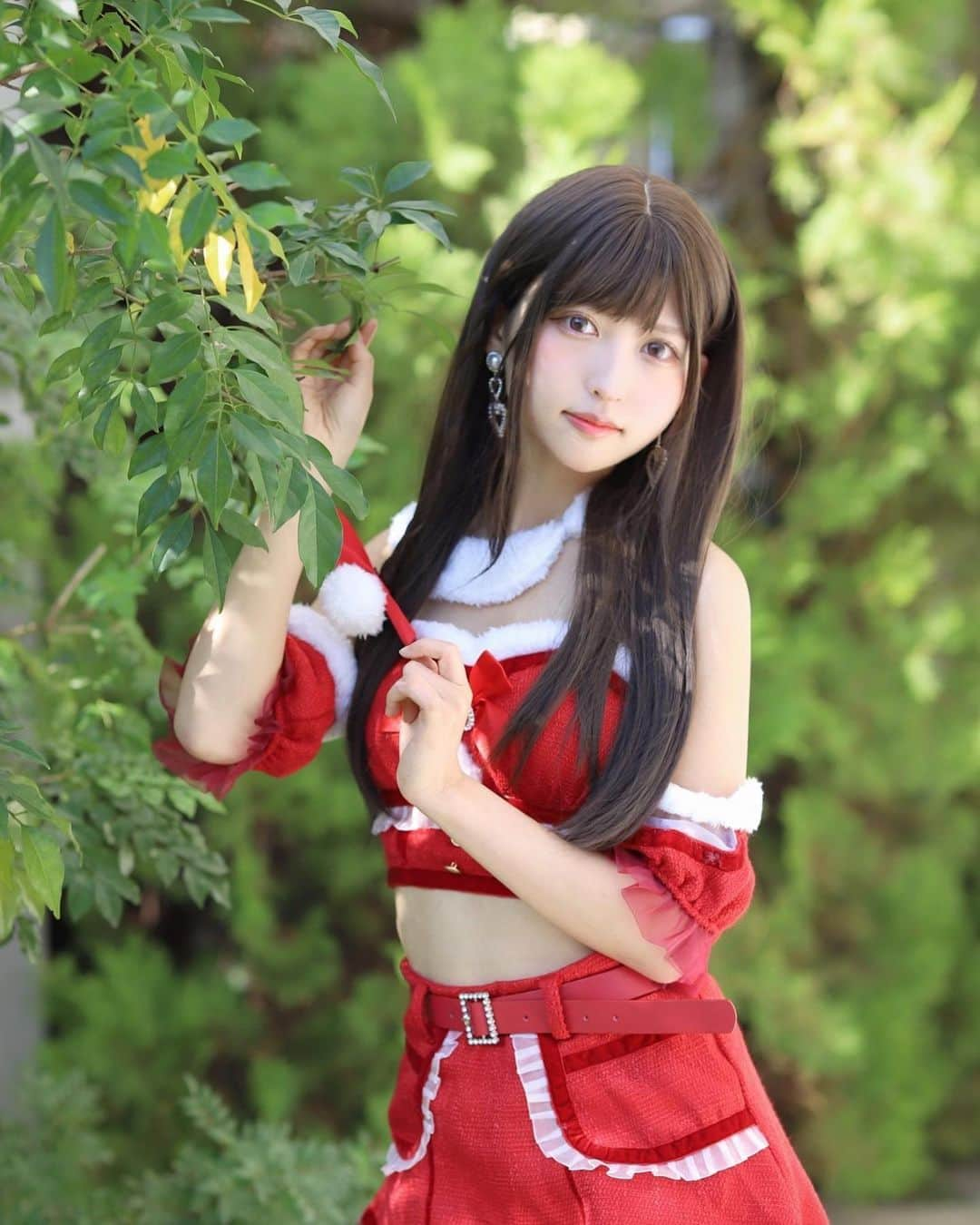 猫田あしゅのインスタグラム：「Merry Christmas🎄 . 衣装 @malymoon1991  . #merrychristmas #merryxmas #christmas #christmascosplay #santaclaus #santaclauscostume #christmascostume #cosplay #cosplayer #コスプレ　#コスプレイヤー　#クリスマスコスプレ　#サンタコスプレ　#角色扮演 #圣诞节 #トナカイコス #トナカイ#トナカイコスプレ #christmascosplay #reindeer #reindeercostume #reindeercosplay #クリスマスメイク #クリスマスパーティー #クリスマスコーデ #ファッション #モデル #model #influencer #make #hairstyle」