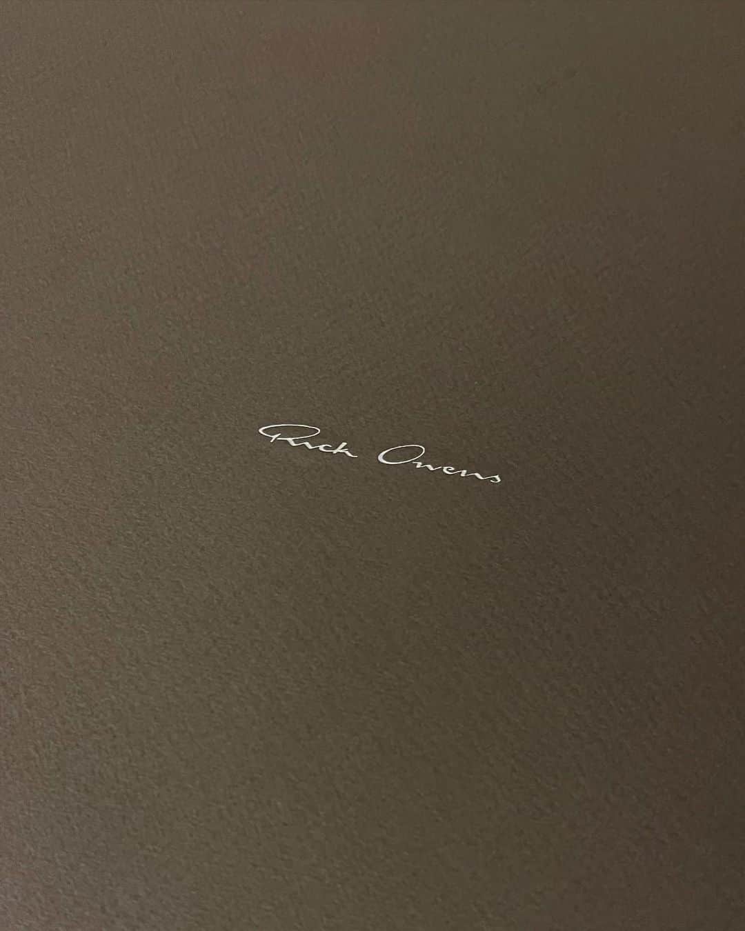 ROUのインスタグラム：「This is my Favorite  #RICKOWENS  Black boots」