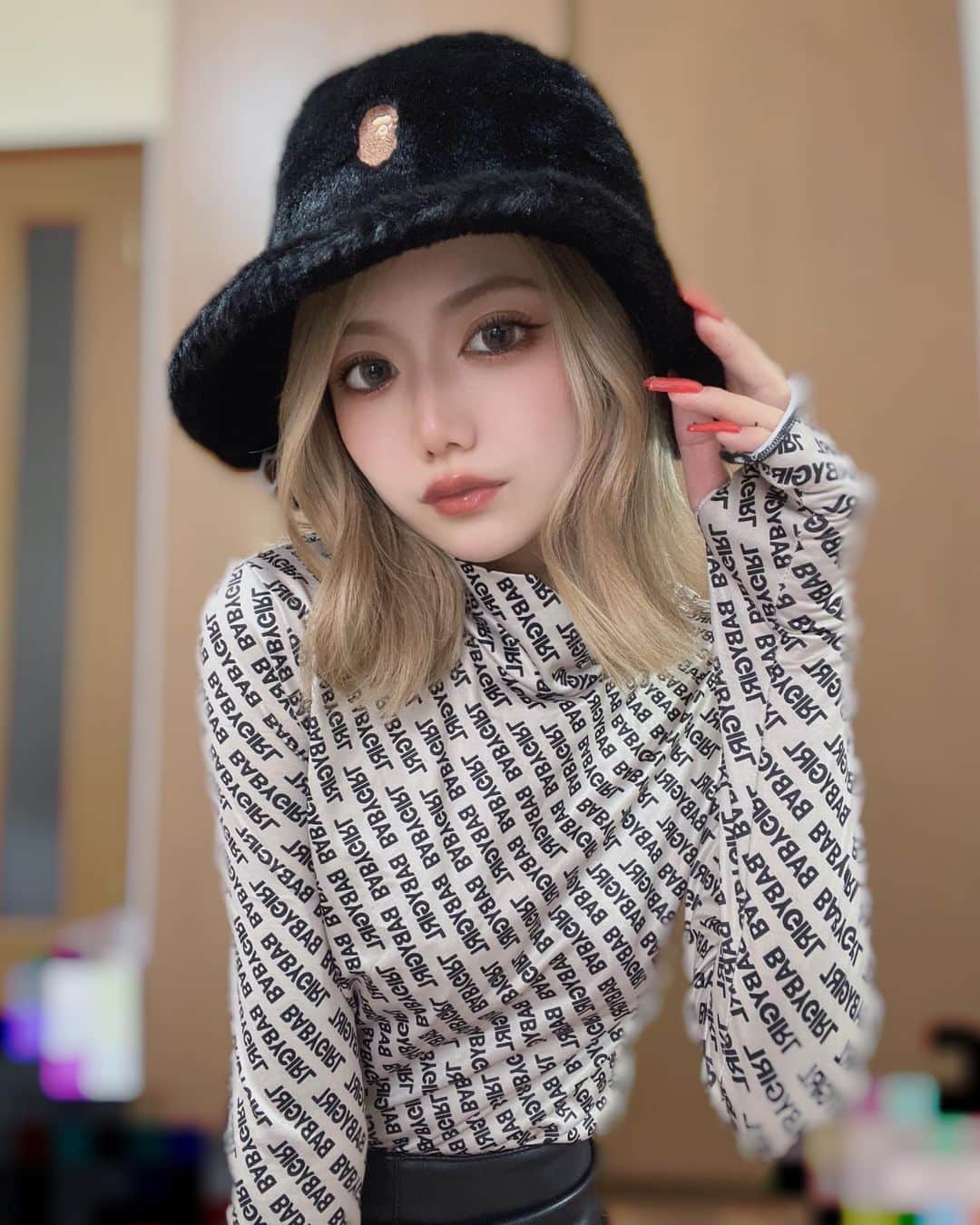 Rinoのインスタグラム：「ちょりっす^_−☆」
