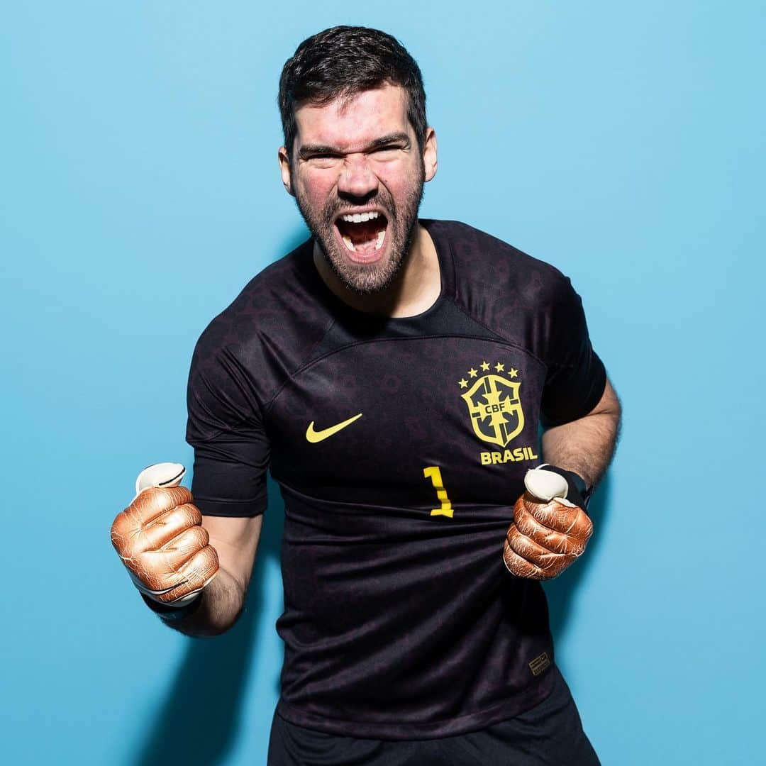 のインスタグラム：「Chegou o dia tão esperado! Que Deus nos abençoe! Vamos Brasil!! 🇧🇷🙏🏼💪🏼」