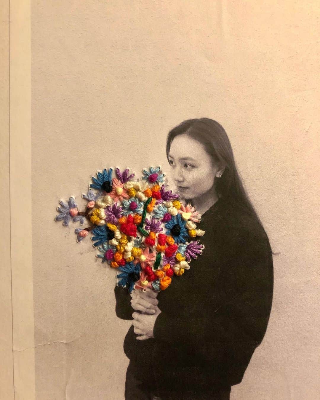 手島実優のインスタグラム：「🪡🧵💐」
