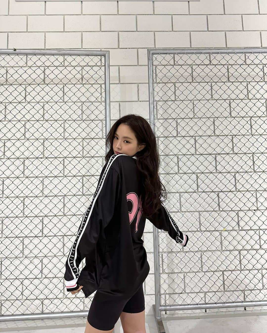 ソン・ナウンのインスタグラム：「#광고 @puma_kr  #푸마헤리티지저지 #푸마 #PUMA #PUMAxKASINA」