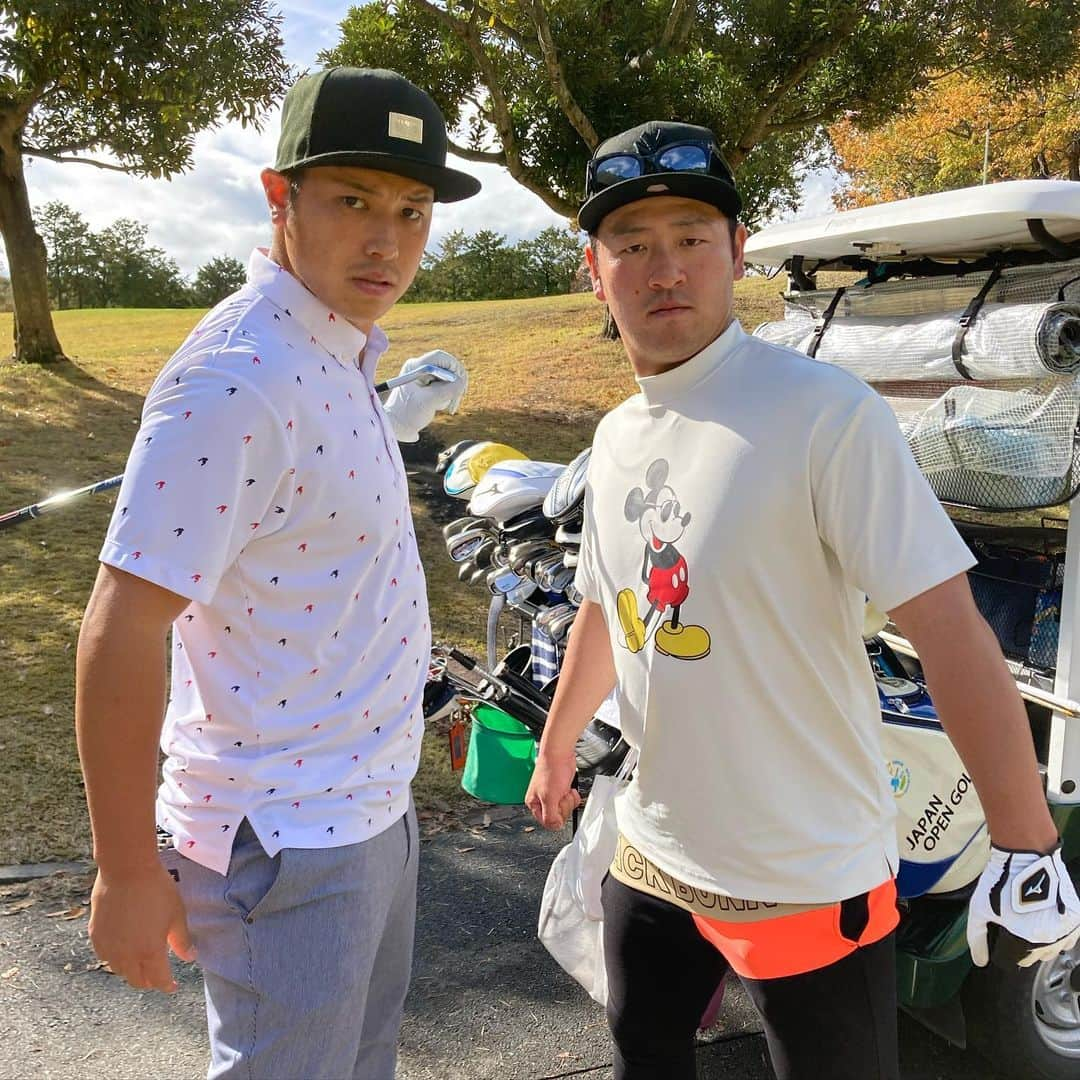 読売巨人軍さんのインスタグラム写真 - (読売巨人軍Instagram)「#不屈 #納会ゴルフ⛳️ #北村拓己 選手 #岸田行倫 選手 #巨人 #giants #ジャイアンツ #読売ジャイアンツ #野球 #プロ野球 #東京 #tokyo」11月24日 18時06分 - yomiuri.giants