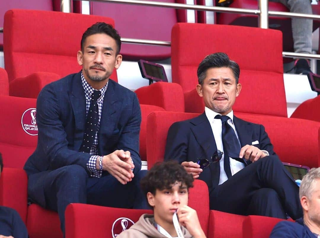 中田英寿のインスタグラム：「#サッカー日本代表 #worldcup #FIFAWorldCup #Qatar2022 #三浦知良 #kazuyoshimiura #中田英寿 #hidetoshinakata  @sportshochi」