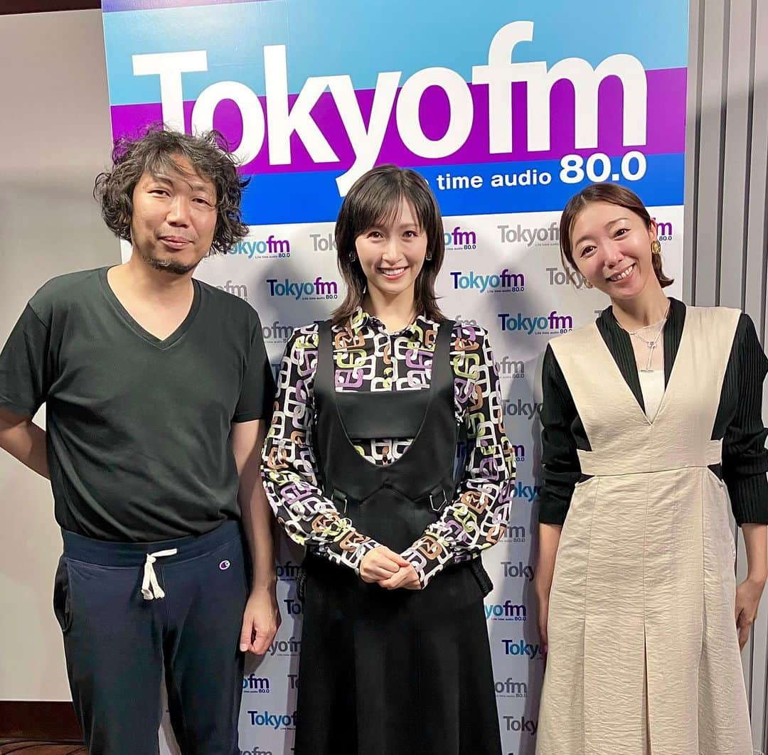 横山ルリカさんのインスタグラム写真 - (横山ルリカInstagram)「. TOKYOFM🎧『Skyrocket Company』🚀 【スカロケ競馬部🏇】 ありがとうございました〜❤️  今週はジャパンCについてお届けしました〜🇯🇵✨ 12/15まで毎週木曜日、19:15過ぎ頃〜出演します🥰 よろしくお願いします🎶  #SkyrocketCompany #マンボウやしろ さん #浜崎美保 さん #スカロケ #競馬部 #ジャパンカップ  明日11/25（金）15:00〜は、TOKYOFM🎧 【TOKYO TEPPAN FRIDAY】🌈  ドイツに逆転勝利した日本😆 大興奮のワールドカップ🇯🇵について中西哲生さんに詳しくお話しいただきます⚽️  今週もぜひ、お聴きください✨  #TOKYOTEPPANFRIDAY #てつふら #ワールドカップ #中西哲生 さん  そして、 11/26（土）20:00〜【競馬予想TV!】👑  🇯🇵ジャパンC🇯🇵  予想バトルをお楽しみに🔥  #競馬予想TV」11月24日 22時23分 - rurika_yokoyama_official