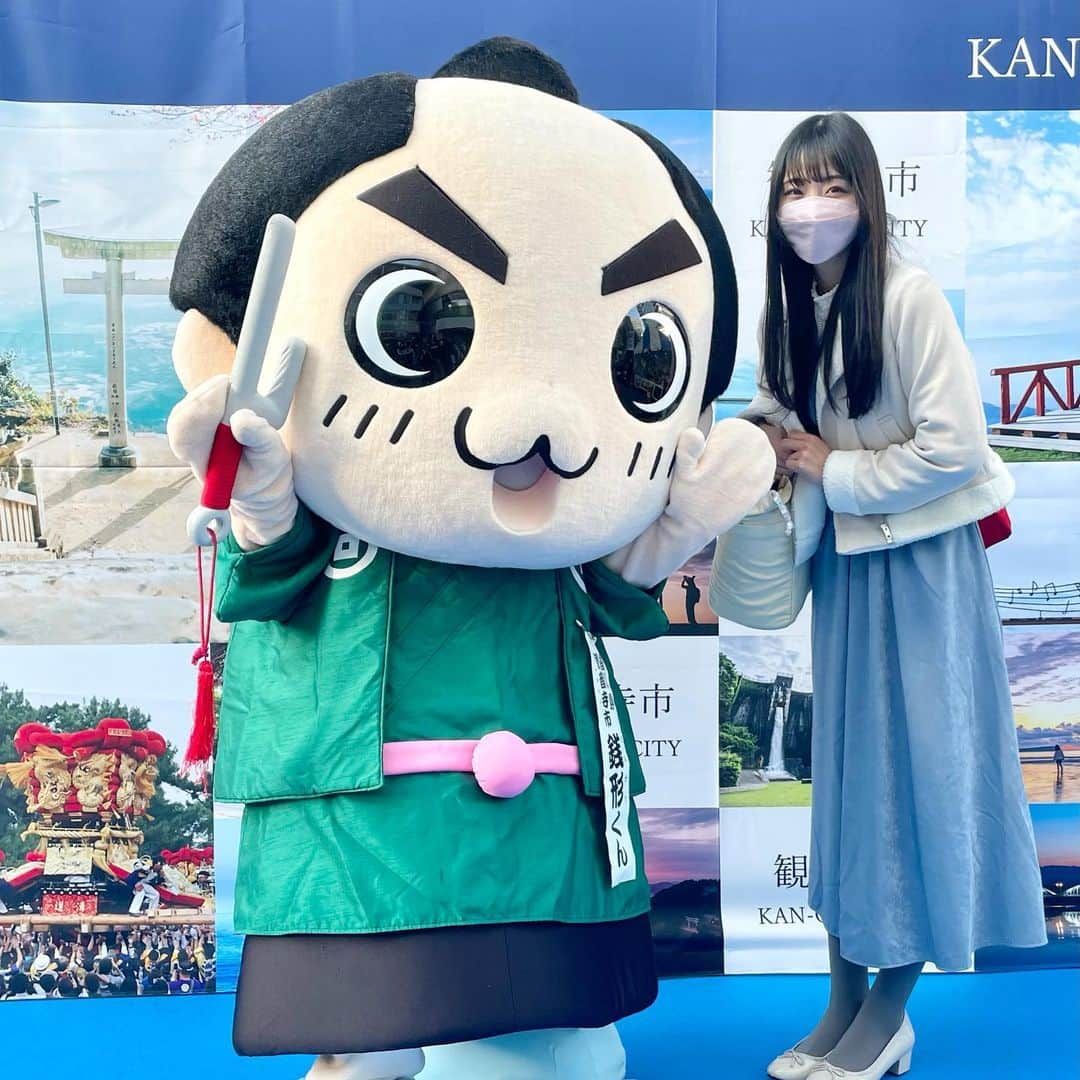 寺嶋由芙さんのインスタグラム写真 - (寺嶋由芙Instagram)「【香川県観音寺市　銭形くん】 ・ 昔から「由芙も歩けばゆるキャラに当たる」とはよく言ったもので、偶然キャラさんに会えることがかなり多いです(ﾟωﾟ) この子は大都会有楽町を歩いていたら突然出会えた、銭形くん(ﾟωﾟ)初めましてでした！ ・ #銭形くん #銭形砂絵 #銭形平次 #ゆるキャラ #ご当地キャラ #香川県 #観音寺市 #yuruchara #idol #japaneseidol」11月24日 23時27分 - yufu_terashima