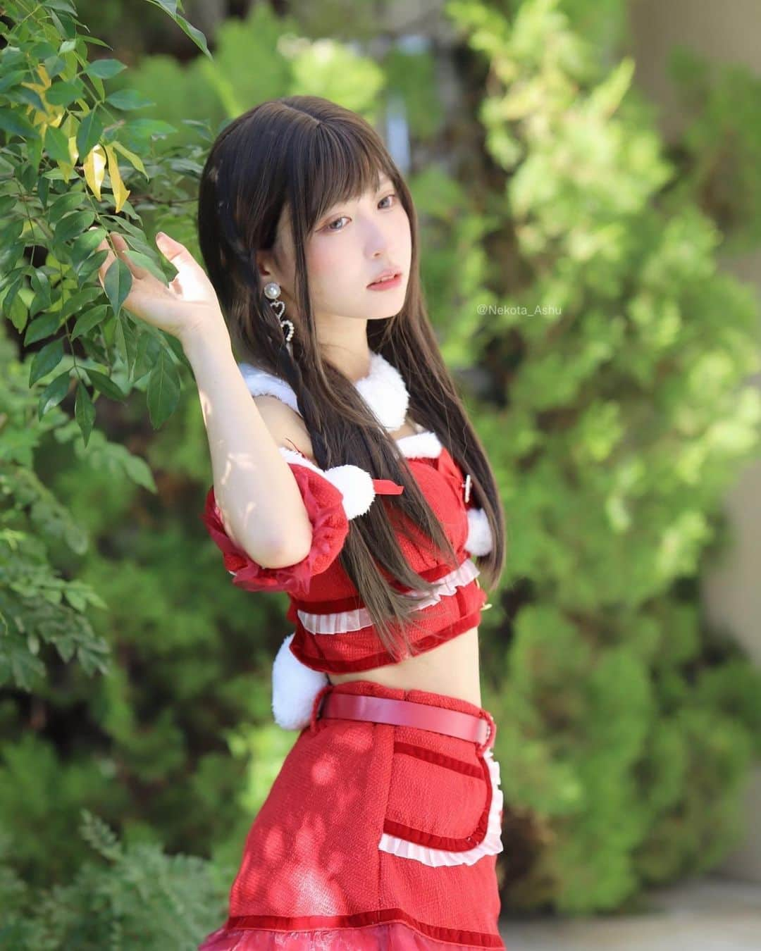 猫田あしゅのインスタグラム：「Merry Christmas🎄 . 衣装 @malymoon1991  . #merrychristmas #merryxmas #christmas #christmascosplay #santaclaus #santaclauscostume #christmascostume #cosplay #cosplayer #コスプレ　#コスプレイヤー　#クリスマスコスプレ　#サンタコスプレ　#角色扮演 #圣诞节 #トナカイコス #トナカイ#トナカイコスプレ #christmascosplay #reindeer #reindeercostume #reindeercosplay #クリスマスメイク #クリスマスパーティー #クリスマスコーデ #ファッション #モデル #model #influencer #make #hairstyle」