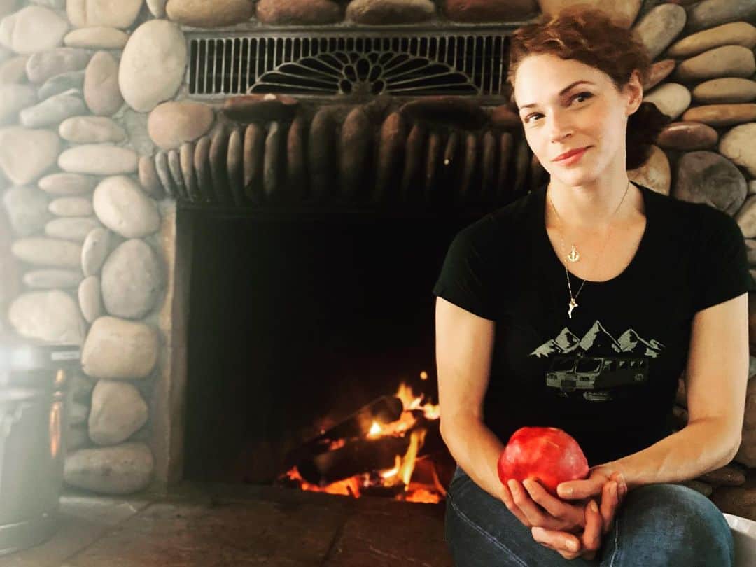 アマンダ・リゲッティのインスタグラム：「Happy Thanksgiving 🍁」