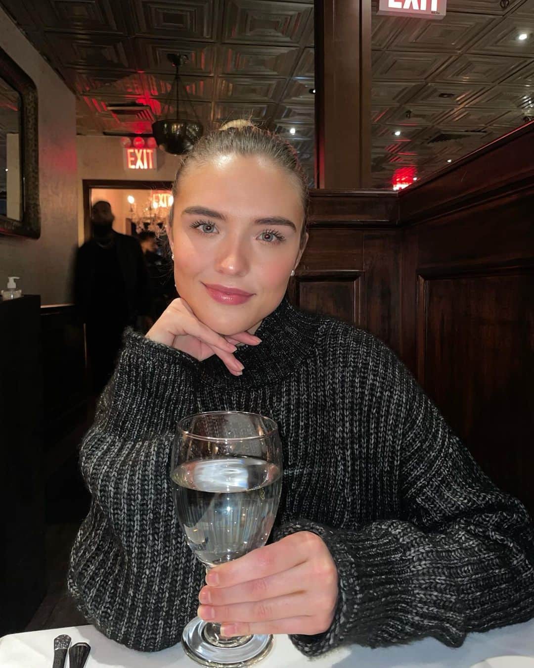 Claire Gerhardsteinのインスタグラム：「Thankful 🧡」