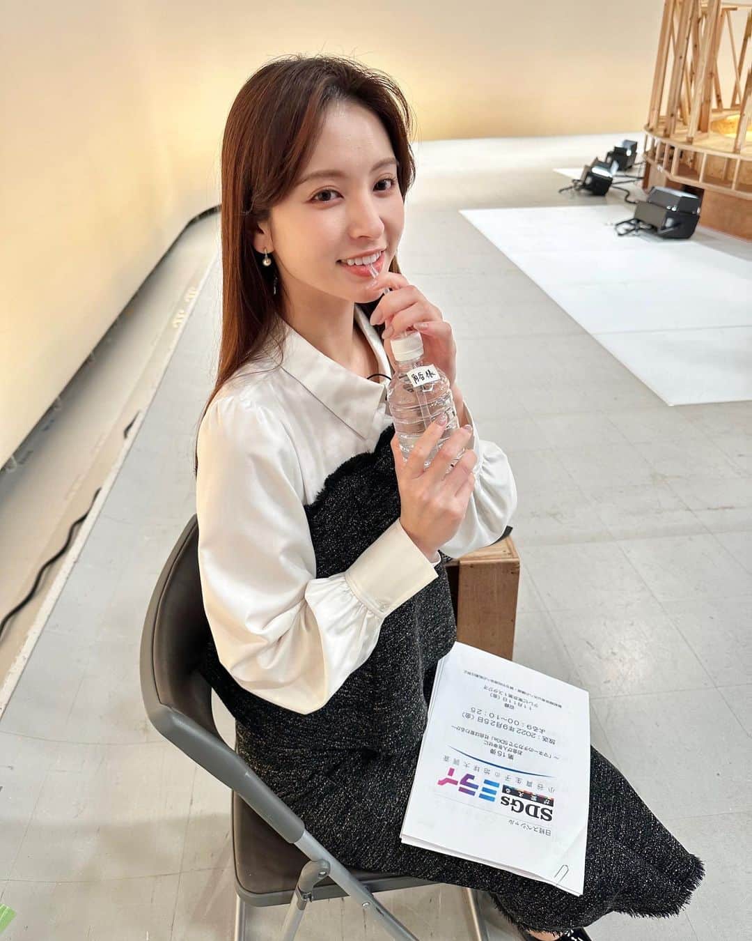 角谷暁子のインスタグラム：「今夜9時から、BSテレ東で #SDGsが変えるミライ 放送です！今回はお金の視点からSDGsを考えていきます。」