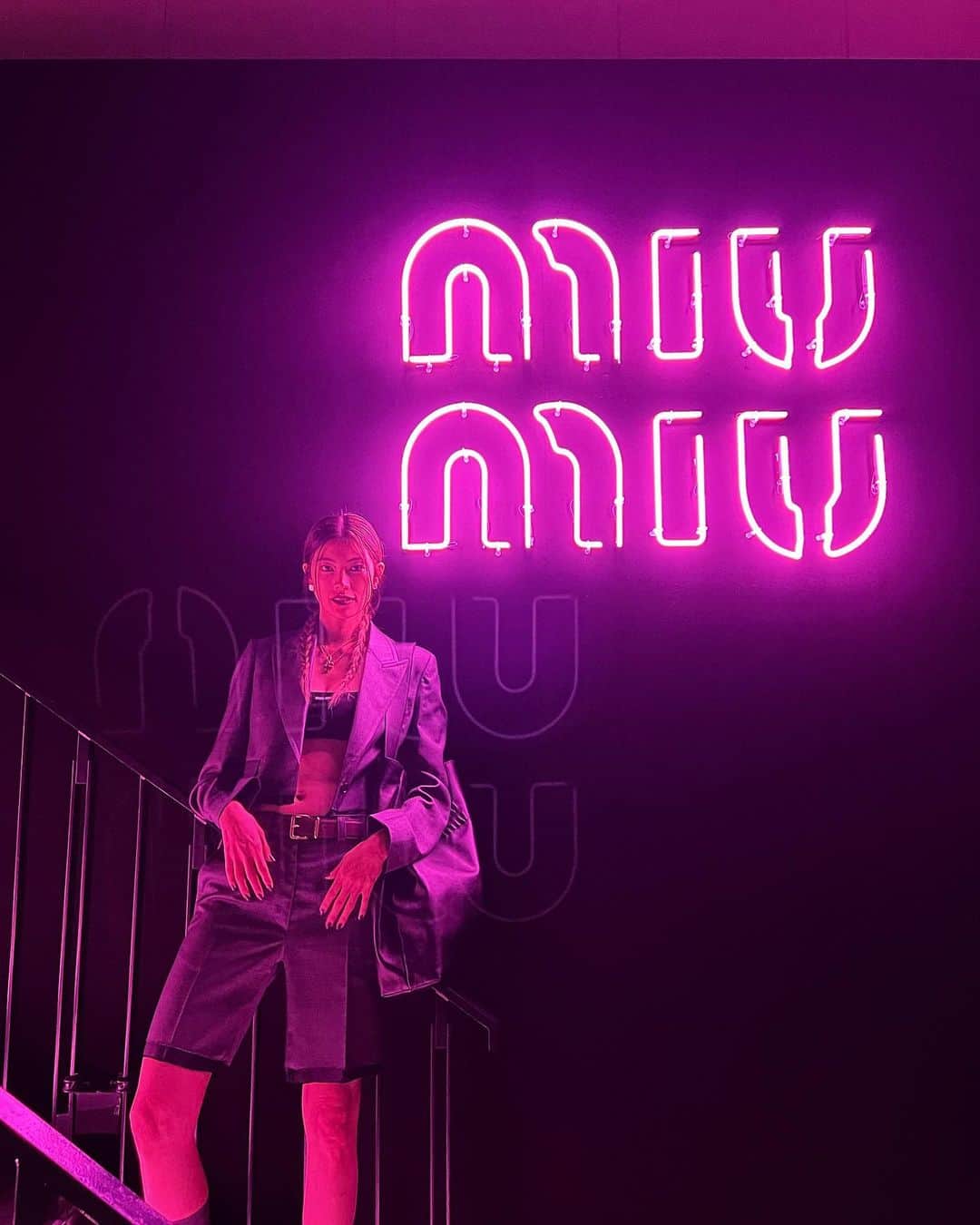 森星のインスタグラム：「Tokyo night with @miumiu @lottavolkova for #miumiuselect 💞💞」