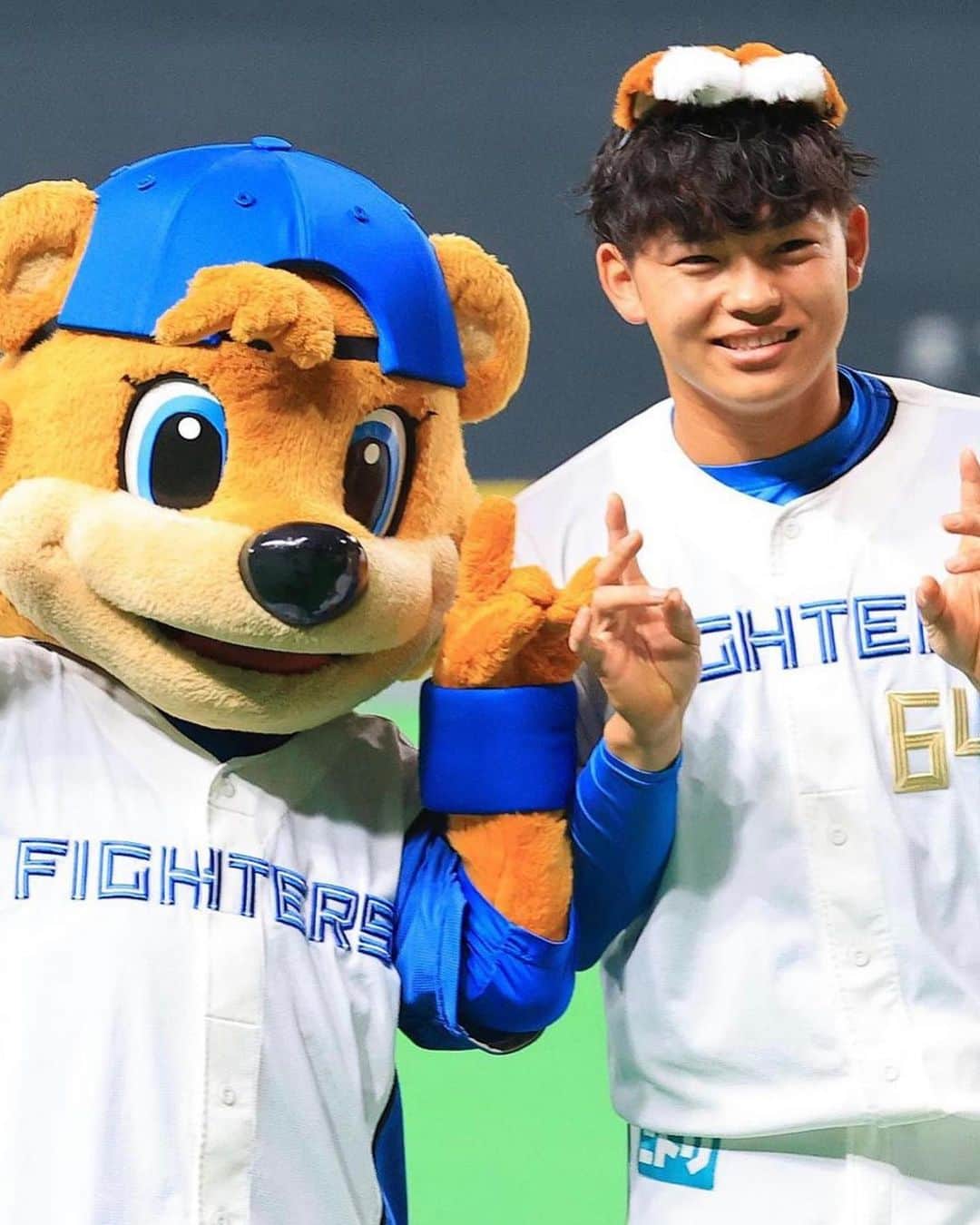 田宮裕涼さんのインスタグラム写真 - (田宮裕涼Instagram)「みなさんこんばんは！ ファンフェスとても楽しかったです！ ありがとうございました😊  今年はきつねダンス係なのかわかりませんが、練習含め５回も踊らせてもらいました🦊 なのでだいぶ上手くなりました。 次踊ることがあるかわかりませんが、その時はキレキレでお見せできると思います🤔  来年からは新球場になるのでたくさん見にきてくださると嬉しいです！  #たみやゆあ #きつねだんす #ファンフェス #ありがとうございました」11月25日 18時59分 - yua_tamiya64