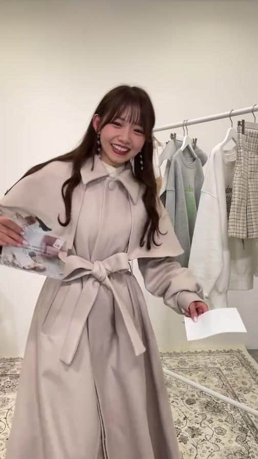 畑美紗起のインスタグラム：「お洋服販売開始しました🫶🏻  参考にしてみてください🥰  みなさんにたくさん届きますように…（＾ω＾）」