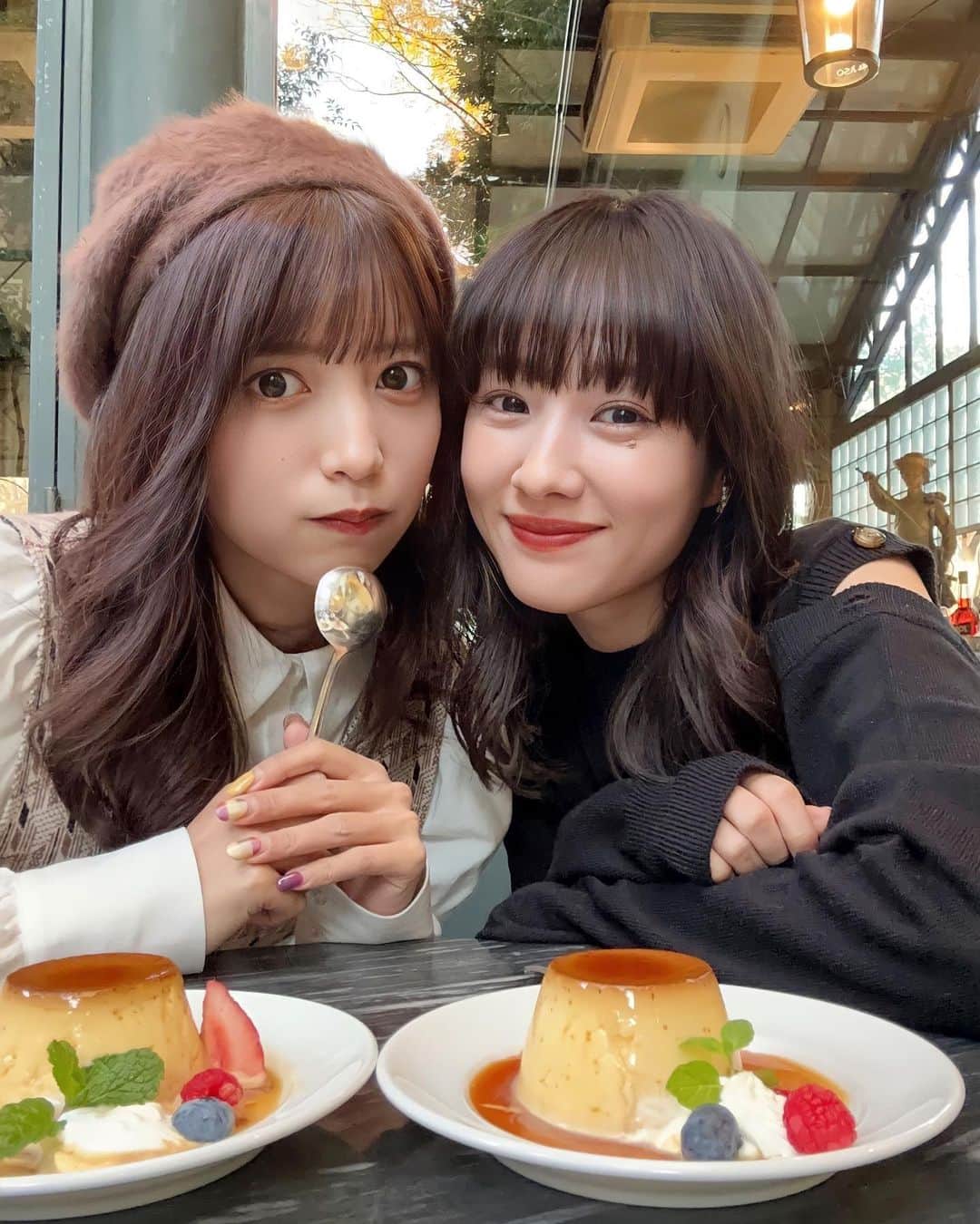 のインスタグラム：「女神すぎるまえのん様と おしゃれカフェランチへ☺︎  誘ってくれて驚きと嬉しさで 会うまで緊張してた...！笑  「お姉ちゃんだから！❤︎」 って言ってご馳走してくれました😭✨  ありがとうございます...  人に奢ってもらえるなんてほんっとに 久々で今度はゆんがご馳走するんだっ☺︎  ごちそうさまです🙇🏻‍♂️❤︎  2時間くらい一緒にいて 色んなジャンルのお話をしたのに  まだまだ話し足りなくてもっと 知りたいしもっと語りたかったです☺️  のん様と会ったらなんだか もっと頑張ろう！って刺激を受けたし  色々共通点や考え方が似ている部分も あって色んなお話ができたり聞けるのが すごく嬉しみでした🥹💕  芸能活動、考えさせられたぁ。。 もっと私も頑張ろうっと！♩」
