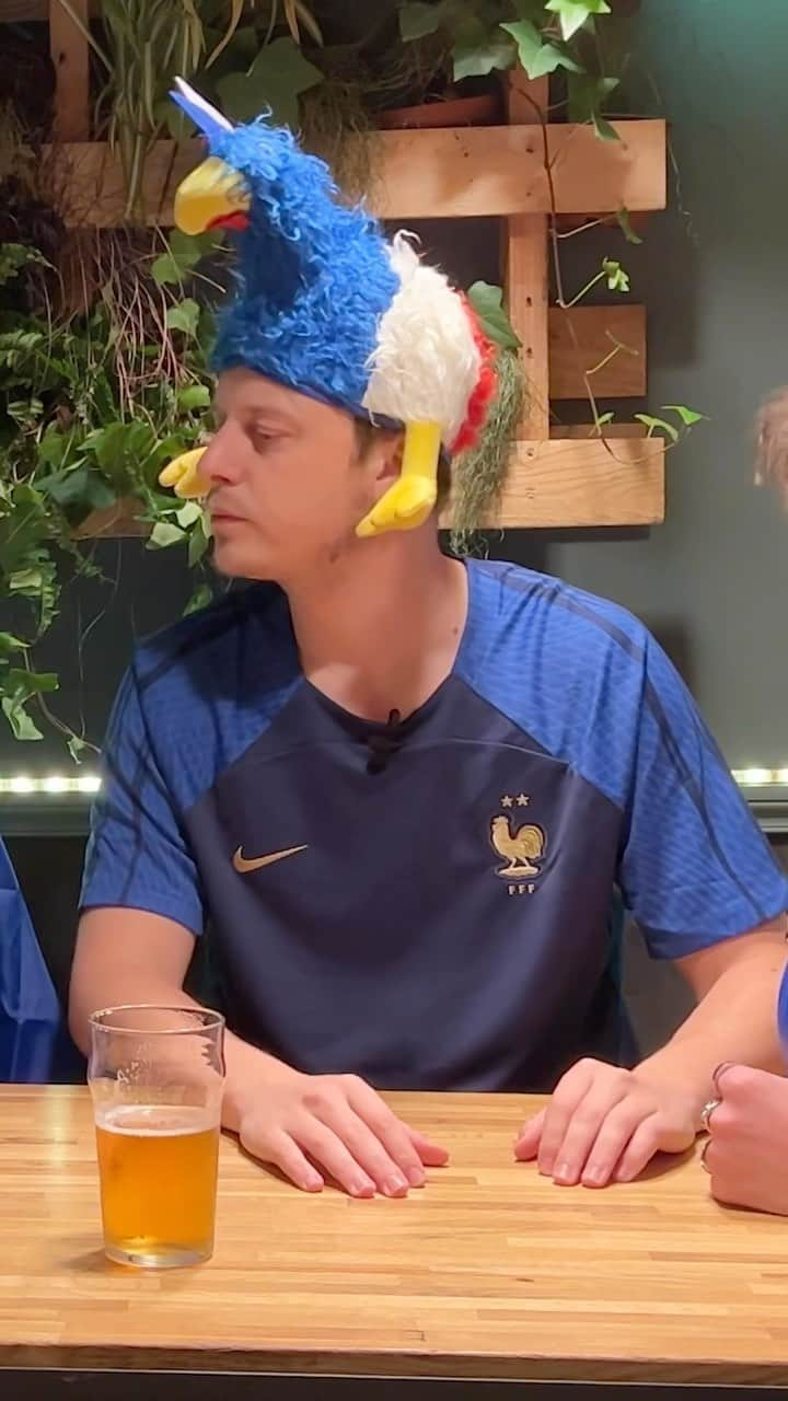 Norman Thavaudのインスタグラム：「Pour ou contre cette coupe du monde ? ⚽️🏆 VIDÉO COMPLÈTE dispo sur ma chaîne !」