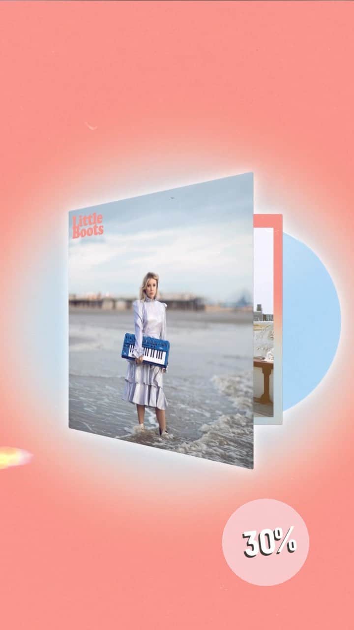 リトル・ブーツのインスタグラム：「Get 30% off all Merch this weekend including very limited edition Signed Blue vinyl! Use the code BLACKFRIDAYLB at check out whilst stock lasts 💙  #blackfridaysale #bluevinyl #vinylrecords #sale」