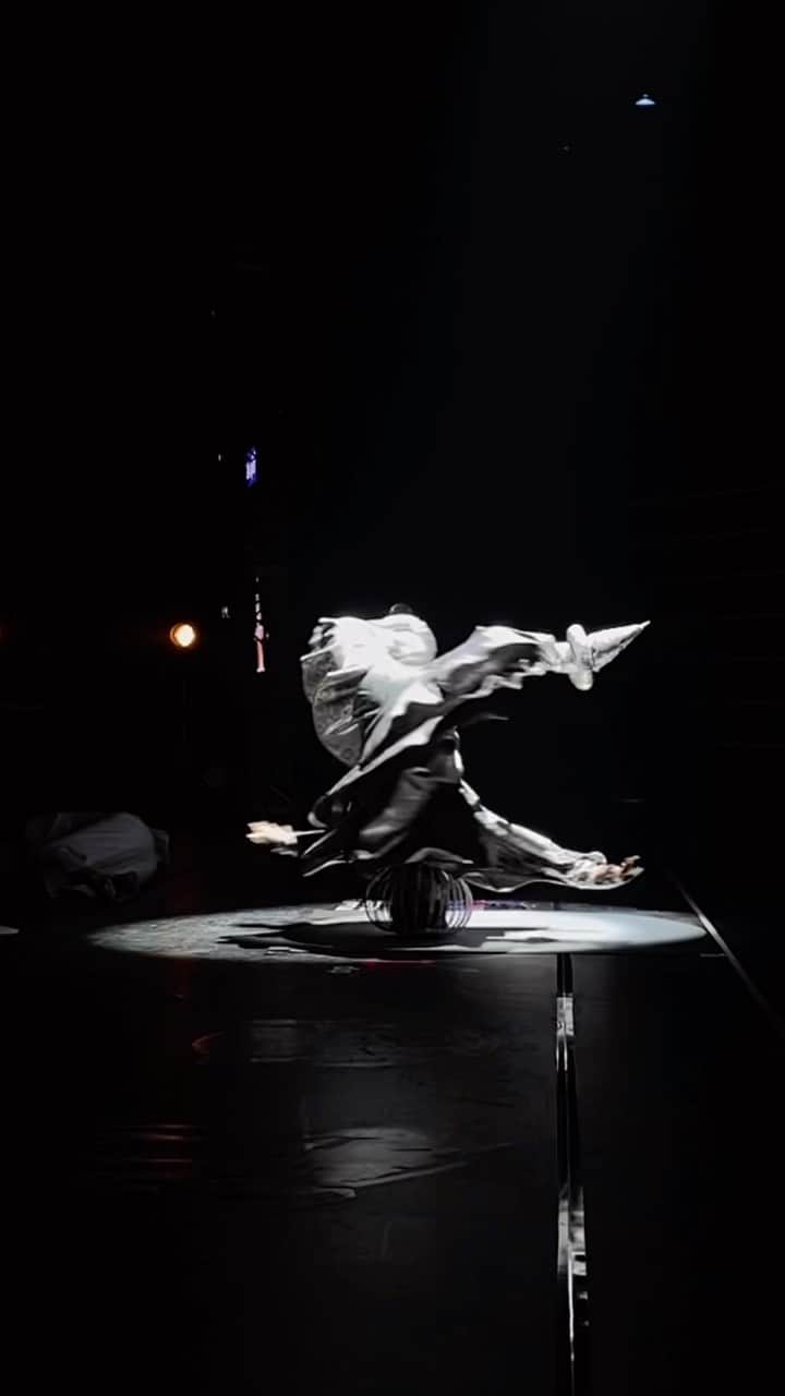 大野愛地のインスタグラム：「Artistic beauty🎨🎨🎨  #DLEAGUE #HEADSPIN #LIFULLARTRHYTHM」
