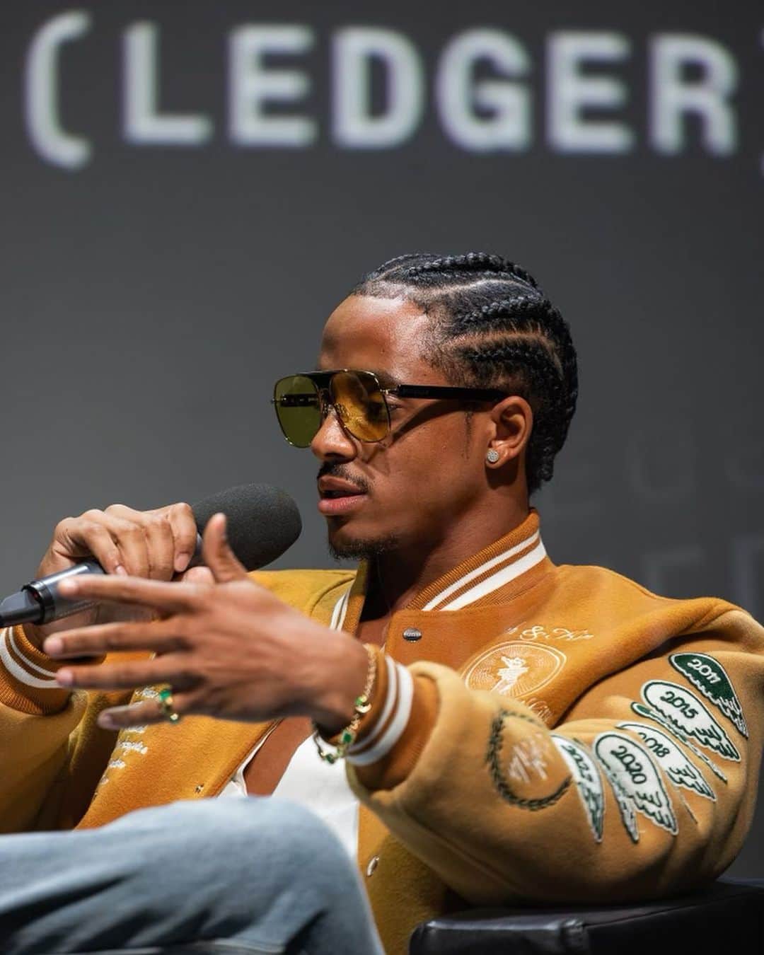 コーデル・ブローダスのインスタグラム：「The technologist have paved the infrastructure now it’s up to the creatives to innovate on top of the foundation @ledger ✅🦅 #ChampMedici」