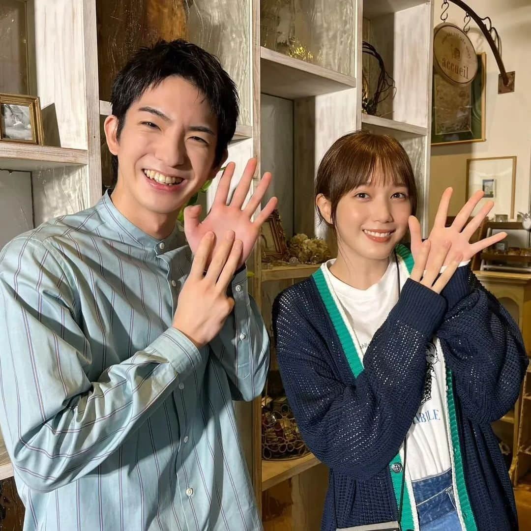 君の花になるさんのインスタグラム写真 - (君の花になるInstagram)「#君の花になる 第8話配信中!!! 次週大波乱が待ち受ける9話の前に、ぜひチェックしてください💐✨  ☑TVer ☑Paravi ☑ Netflix  #本田翼  #前田公輝  #ブルーム #8LOOM」12月10日 20時30分 - kimihana_tbs