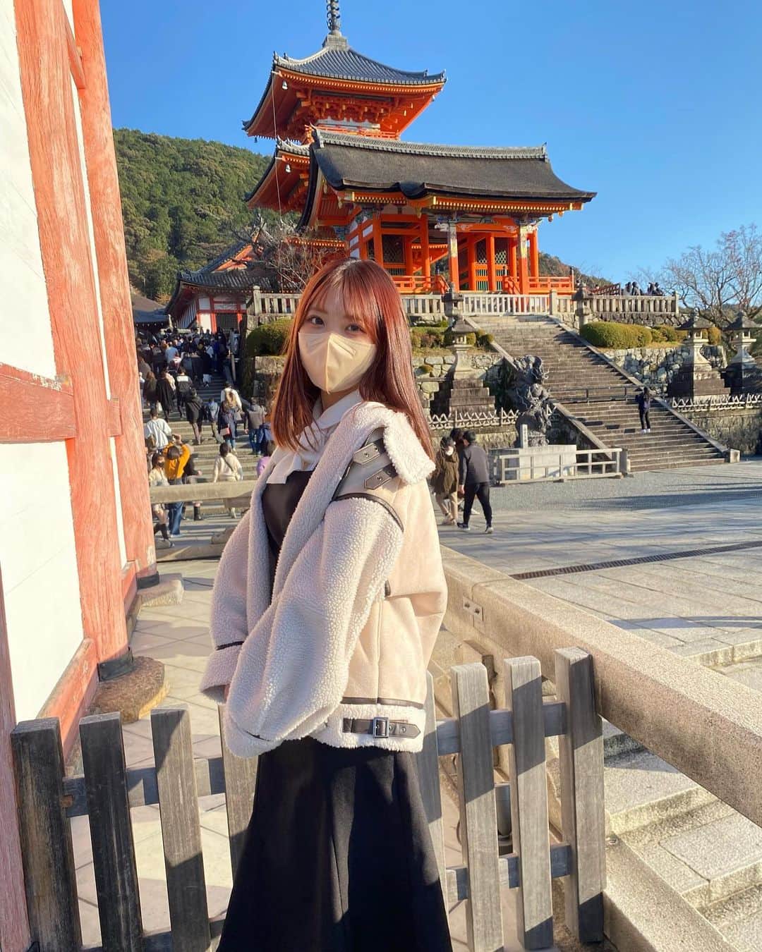 浅井裕華のインスタグラム：「🍁 #京都 #紅葉」