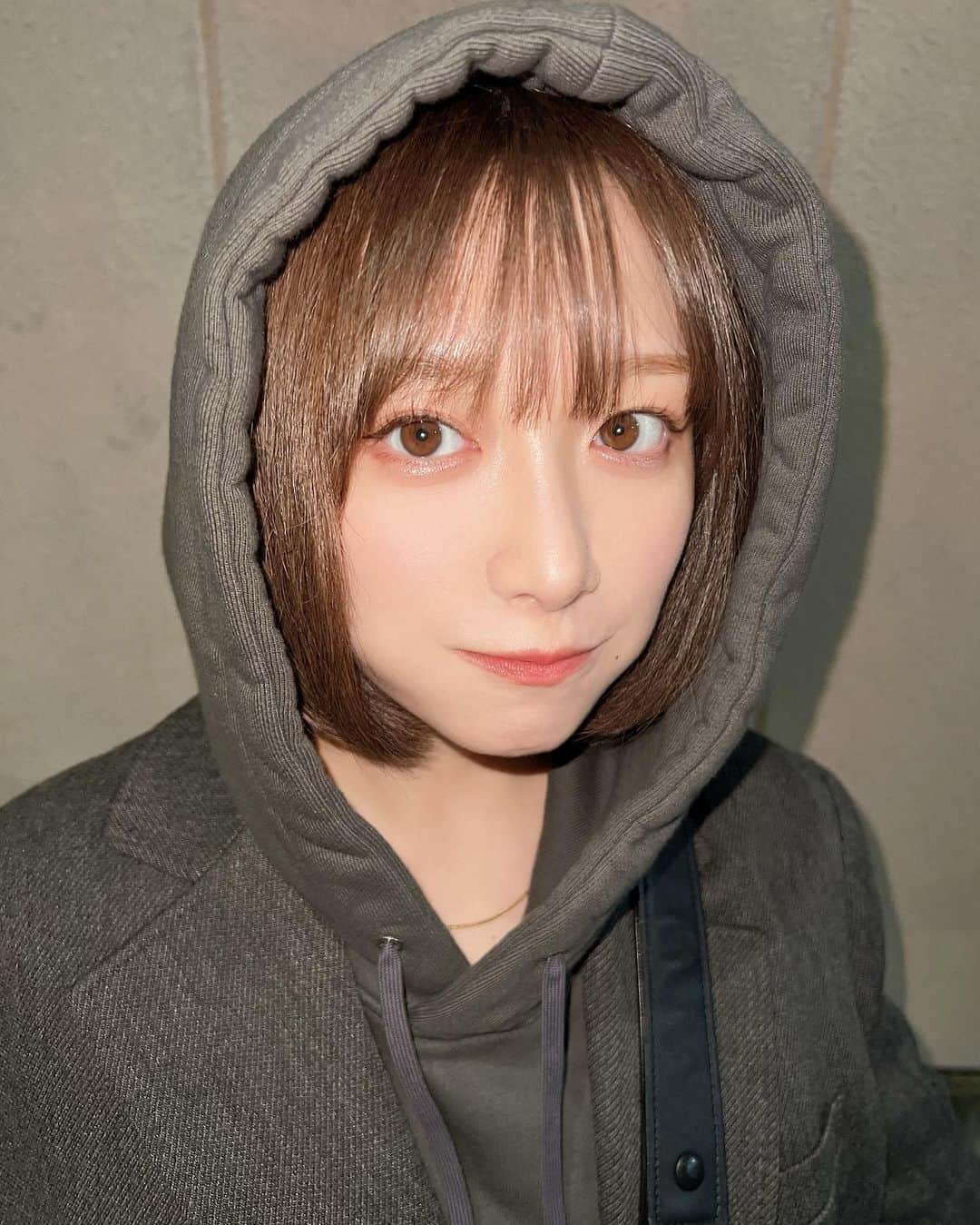 吉田凜音のインスタグラム：「楽しそうな私 （＾_＾） 髪の毛ちょっと色落ちしちゃったけどかわいい色にしてもらって、すっきりしたのだ小池さんいつもありがとう」