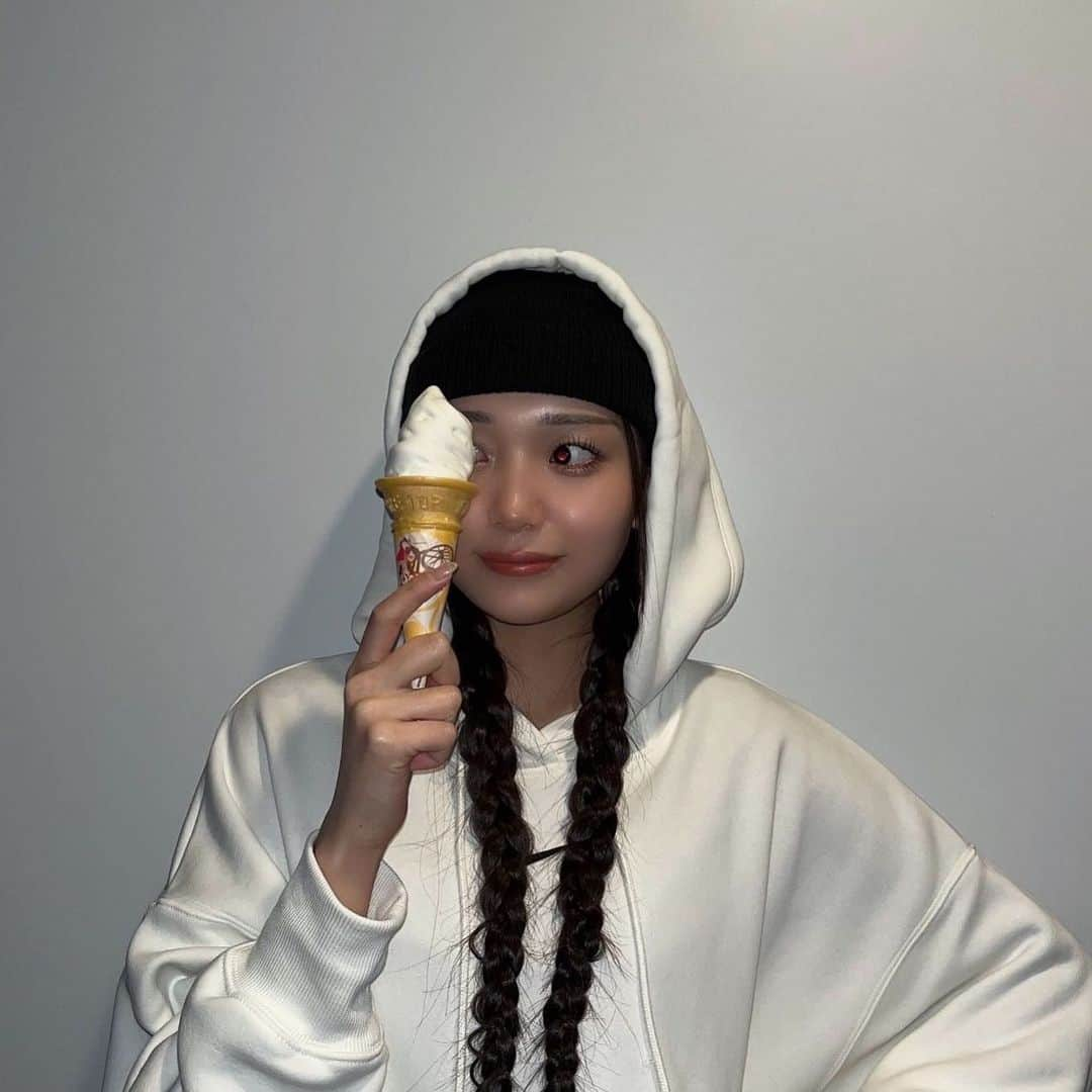 山崎美優（みゆ）さんのインスタグラム写真 - (山崎美優（みゆ）Instagram)「アイスが食べたすぎた日🍦」11月26日 21時09分 - miyu_911_m