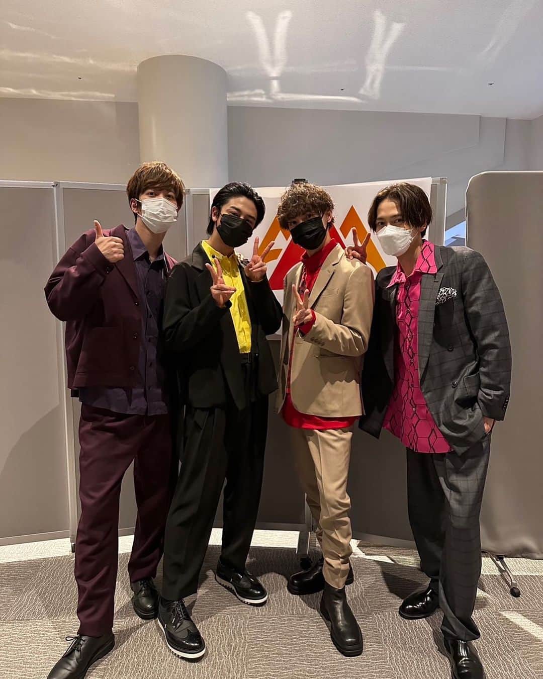 水田航生のインスタグラム：「Act Against Anything Vol.2「THE VARIETY28」に本日出演させていただきました！今年は有観客で、満員のパシフィコ横浜で。ゴローさんとテラさんを先頭に、春馬の想いも共に、ステージに立たせていただきました！グッとくるものがあったなぁ。  大切な時間を、会場で、配信で一緒に過ごしていただいた皆様！本当にありがとうございました^_^皆さんと生み出したこの優しい心が、多くの子供達の笑顔に繋がりますように。  チーム・ハンサム！「乙女戦争」 ペンライト、そして水田の名前書いてくれてる団扇など、本当にありがとうございました！結構見えてたで。懐かしい気持ちになったで。嬉しかったで。パシフィコのステージ上から観る絶景^_^また年末のハンサムライブでもよろしゅうおなしゃす！！  #AAA2022」