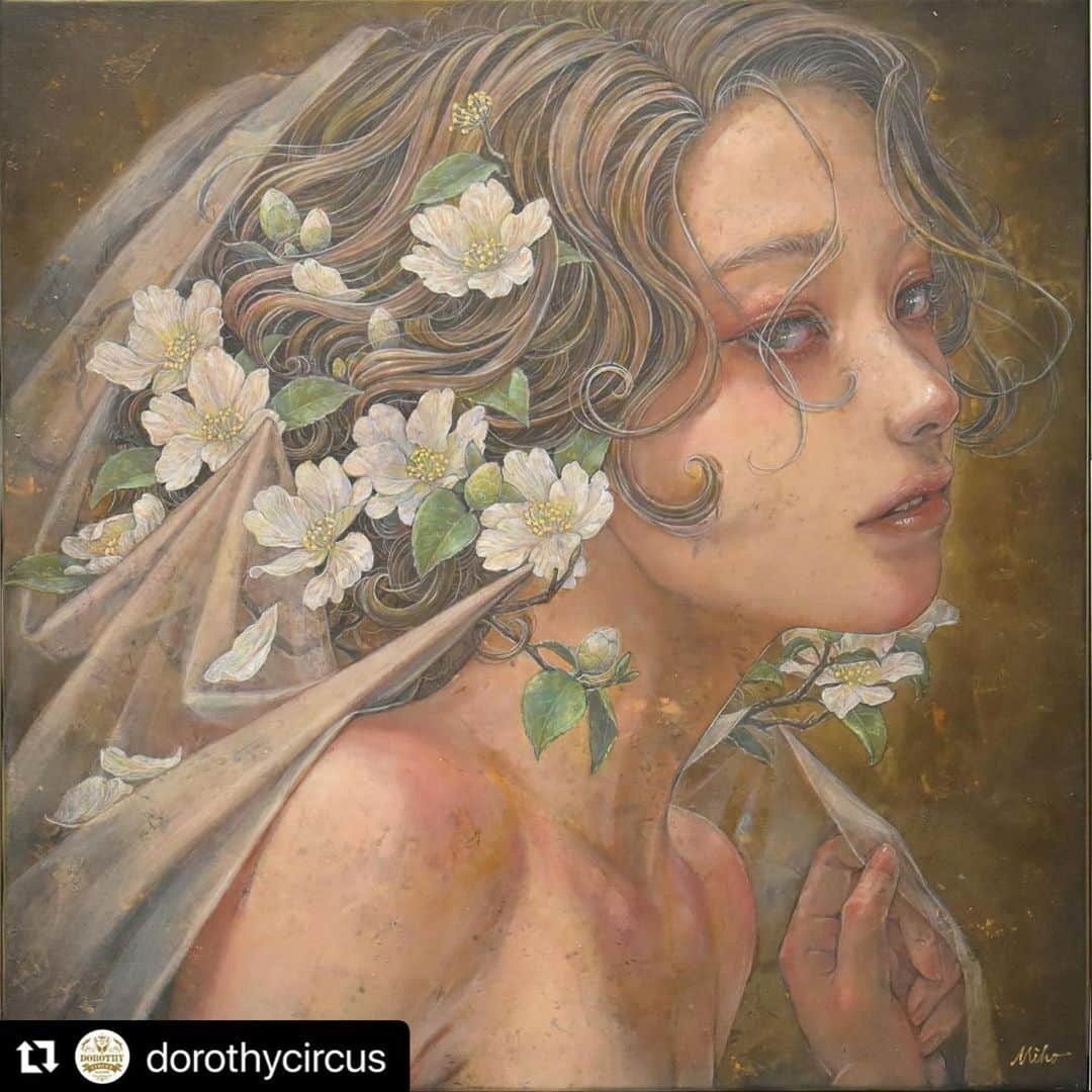 平野実穂さんのインスタグラム写真 - (平野実穂Instagram)「🙏🙏🙏🥰  #Repost @dorothycircus with @use.repost ・・・ Dorothy Circus Gallery is proud to present "Beauties of Nature" by Miho Hirano.  This brand new series is composed of 5 canvasses that guide us through a light-blue spring where plants and creatures meet. Hirano creates a “harmony between nature and humans” that mirrors her own feeling and experience. The Artists thought her canvases resonates with the viewer's emotion, creating a dialogue with the work. • • “Beauties of Nature” by Miho Hirano is now open at DCG London.  Are you ready to join us and enter this world of harmony and beauty with this incredible works?  • • 👩‍🎨 @mihohiranoart • Beauties of Nature by Miho Hirano 🗓 17th November 2022 - 17th December 2022 📍DCG London, 35 Connaught Street • DM us or email at sales@dorothycircusgallery.com to be added to the waiting list • #mihohirano #artworks  #artists  #japan #japaneseart #japanese  #art  #painting  #illustration  #japanesepainting #naturaelements #beautiesofnature #harmony #brightcolour #flowers #femaleinart #平野美穂 #女流画家 #現代美術 #調和 #かちょうふうげつ  #日本美術」11月26日 22時48分 - mihohiranoart