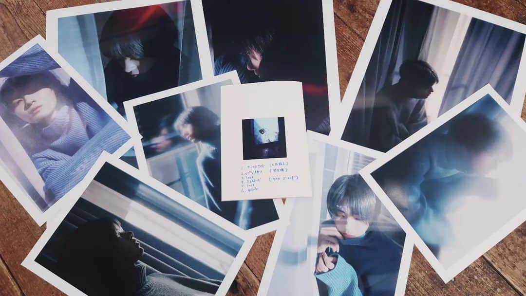尾北翼のインスタグラム：「11月25日、26日 写真展「瞬き」× Wink Release LIVE 2日間本当にありがとうございました。ここで止まらないように、進んでいけるように21歳頑張っていきます。  1.七尾旅人/サーカスナイト 2.女王蜂/つづら折り 3.Inst&朗読 4.アイナ・ジ・エンド/きえないで 5.Inst&朗読 5.Wink/尾北翼」