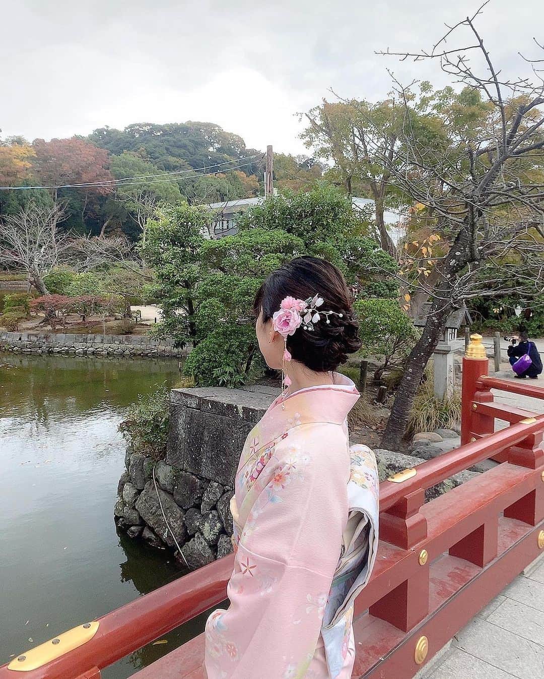 姫乃稜菜のインスタグラム：「着物👘ピンク着ました☺️ 着る機会が増えそうで嬉しいな😊着物でお散歩しました🚶‍♀️  #着物#きもの#着物ヘア」