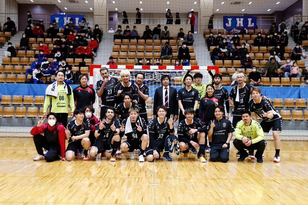 東江雄斗さんのインスタグラム写真 - (東江雄斗Instagram)「はんどぼーる🤾‍♂️  #handball #jhl #zeekstartokyo」11月27日 14時05分 - yutoagarie