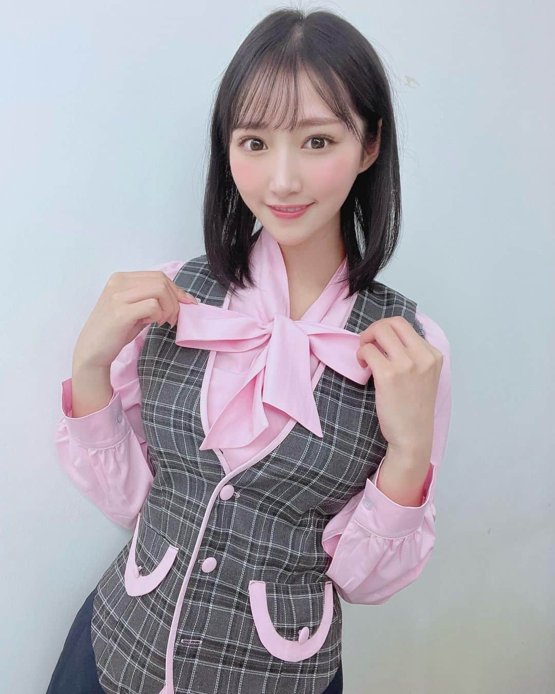 川瀬もえさんのインスタグラム写真 - (川瀬もえInstagram)「おはよう！こんなヤクルトレディはどうかな？💕  #1日1川瀬」11月27日 6時25分 - kawasemoe